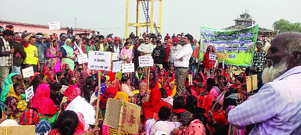 ग्रामीणों के भारी विरोध के कारण एनटीपीसी बादाम कोल ब्लॉक की जन सुनवाई रद