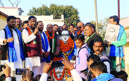 जब तक गृहमंत्री अमित शाह इस्तीफा नही देंगे विरोध प्रदर्शन जारी रहेगा : केशव महतो कमलेश