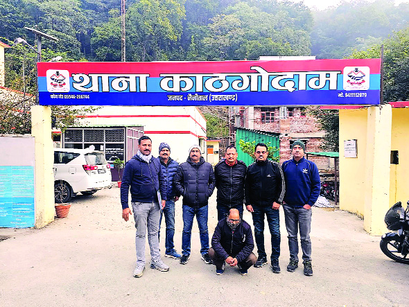 नेपाल से ड्रग्स लाकर उत्तराखंड और यूपी में सप्लाई कर रहा था तस्कर, एसटीएफ ने किया गिरफ्तार