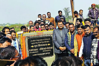 लोकसभा क्षेत्र वासियों की समस्याओं के निवारण की दिशा में जारी है हमारा प्रयास : मनीष जायसवाल