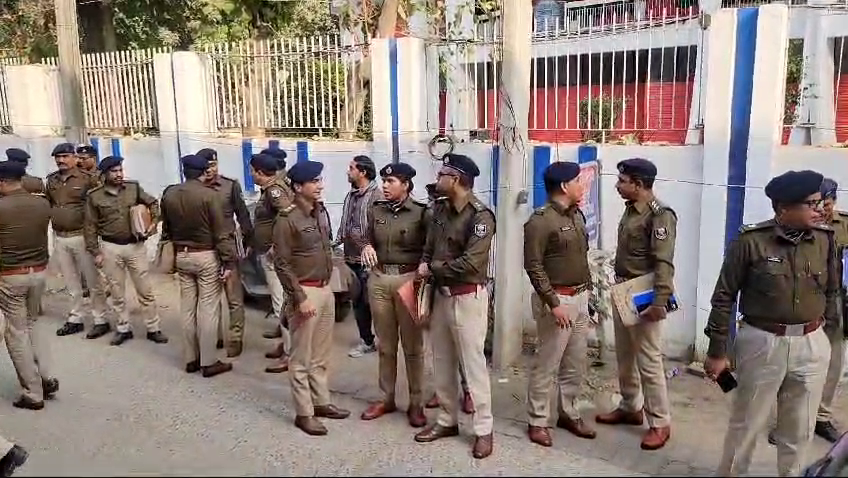 पुलिस विभाग में बदलाव, पुलिस अधिकारी अब वर्दी में ही रहेंगे, जींस-टी-शर्ट पर बैन